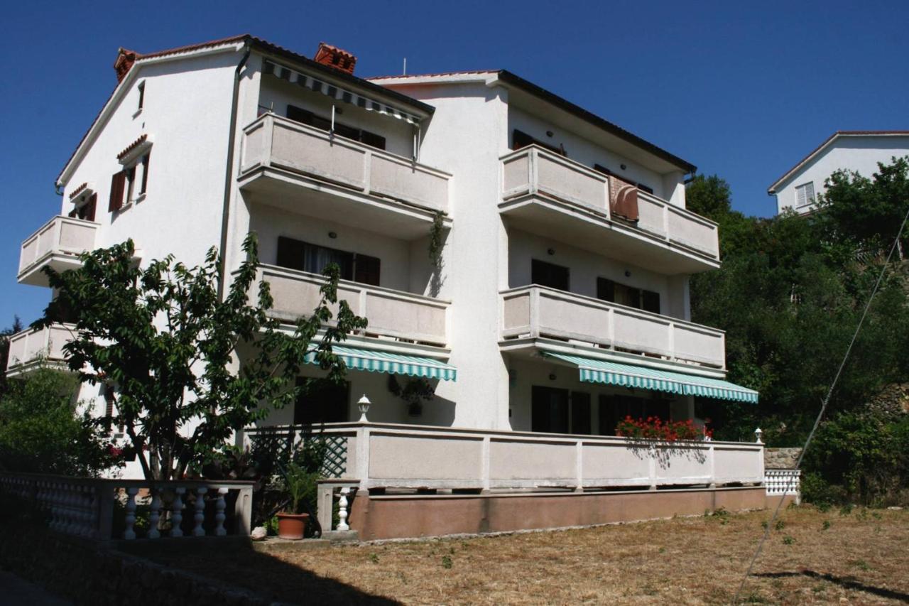 Apartments And Rooms By The Sea Palit, Rab - 5044 Exterior photo