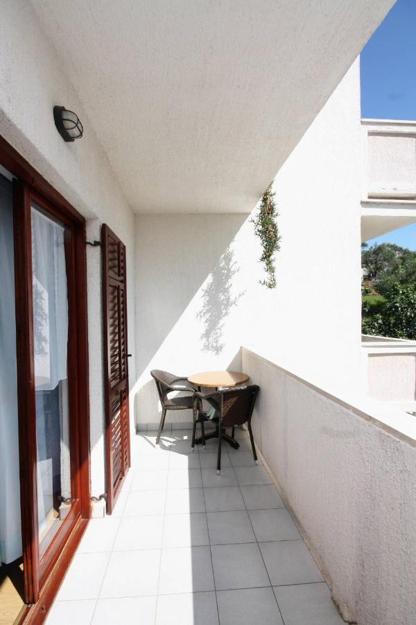 Apartments And Rooms By The Sea Palit, Rab - 5044 Exterior photo